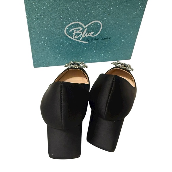 Betsey Johnson SB Lilly Fabric Closed Pointed Toe Classic,copy of MANOLO BLAHNIK - Picture 3 of 11